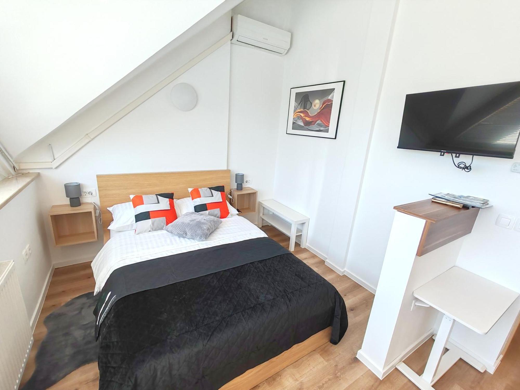 Lucky Center Ljubljana Apartman Szoba fotó